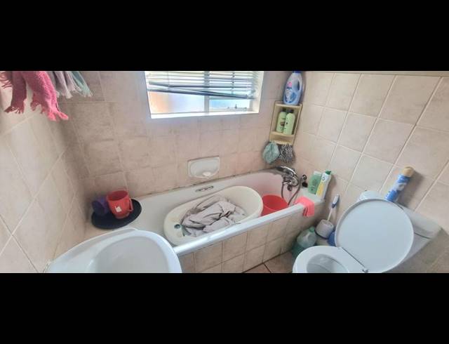 2 BEDROOM TOWNHOUSE FOR SALE IN AMBERFIELD